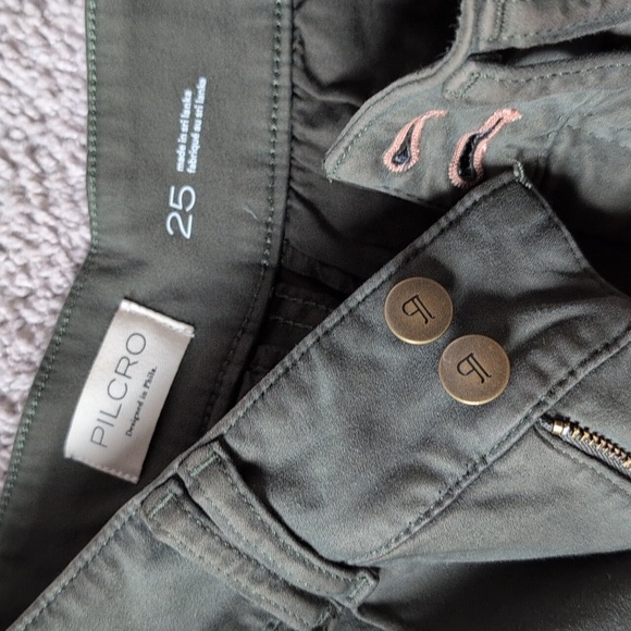 Anthropologie - Pilcro Wide-Leg Cuffed Pants - Olive Green - Picture 8 of 12